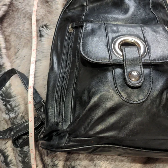 🌷Vegan Leather Backpack - Picture 9 of 16